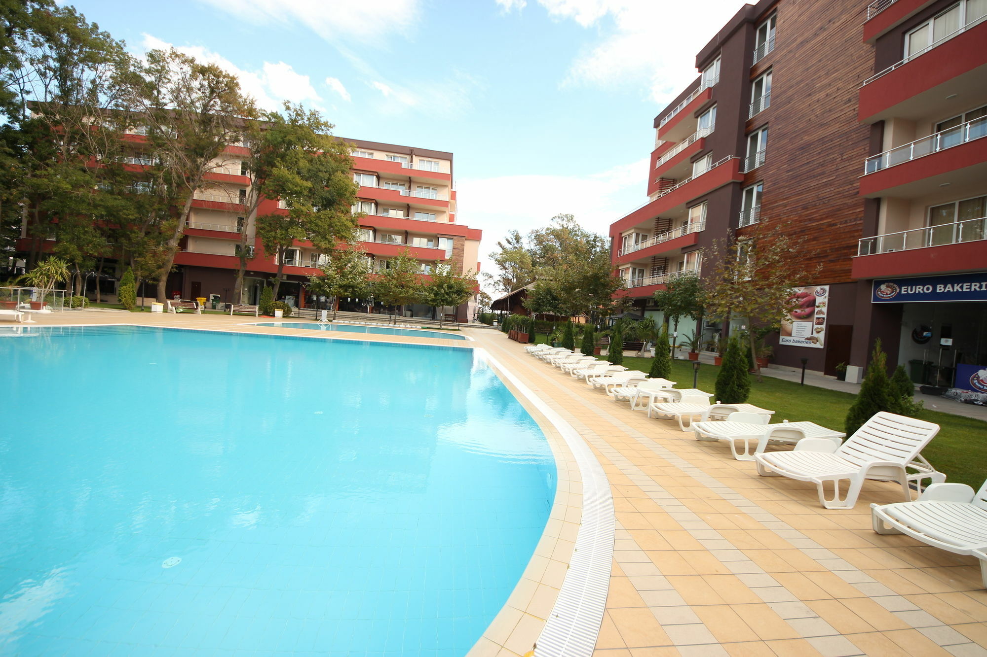 Menada Zornitsa Apartments Солнечный берег Экстерьер фото